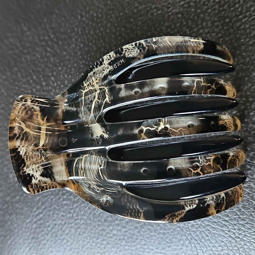Gorgeous Medusa's Heirlooms hair clip!